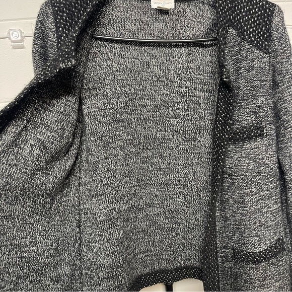 Jaclyn Smith Black & Gray Knit Open Front Cardigan Jacket Textured Sweater - Picture 2 of 6